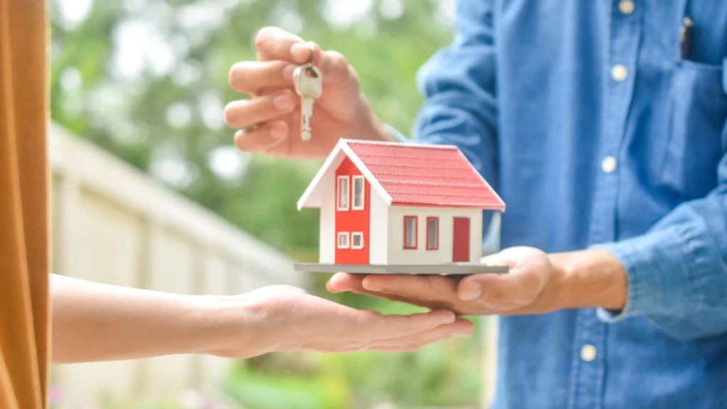 Sell your House Before Relocating for a Job3